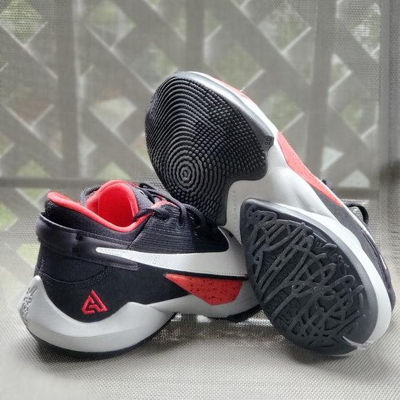 Nike Zoom Freak 2 Bread Giannis Basketball, Size 9 - Picture 4 of 6